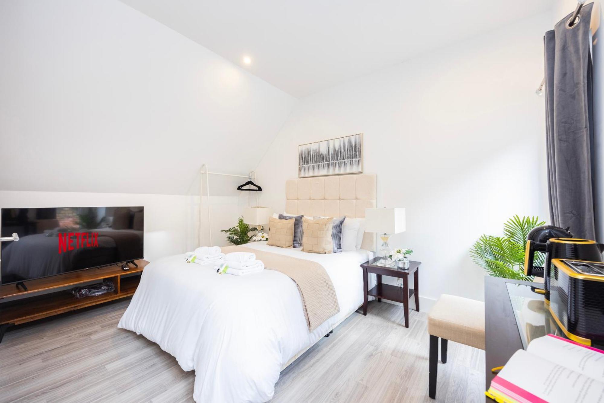 Block Of Apartments In Croydon ,Long Stays , Weekly & Monthly Offers , Contractors , Relocations , Leisure & Family Stays Ngoại thất bức ảnh
