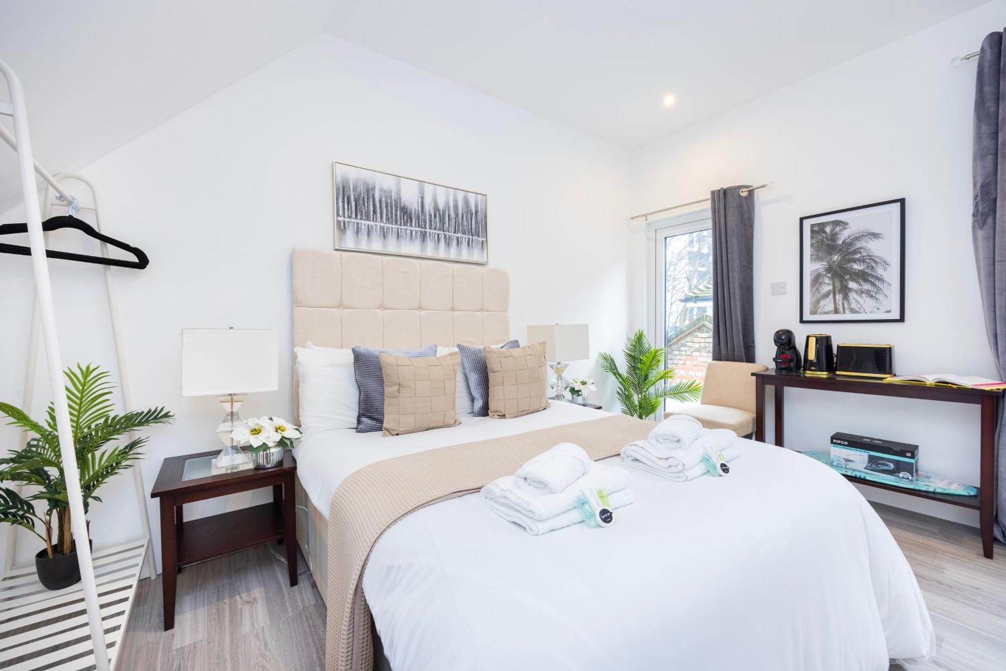 Block Of Apartments In Croydon ,Long Stays , Weekly & Monthly Offers , Contractors , Relocations , Leisure & Family Stays Ngoại thất bức ảnh